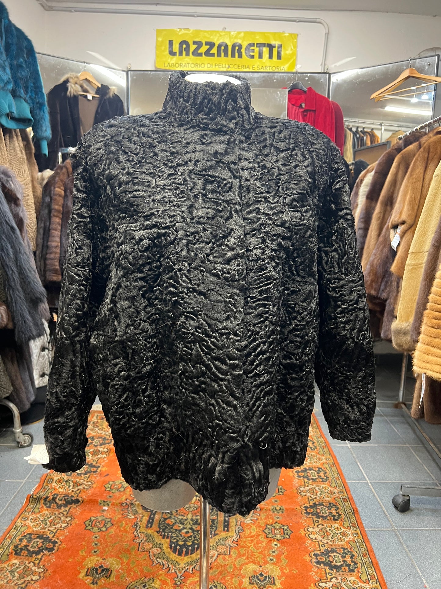 Cape Persan ( astrakan)