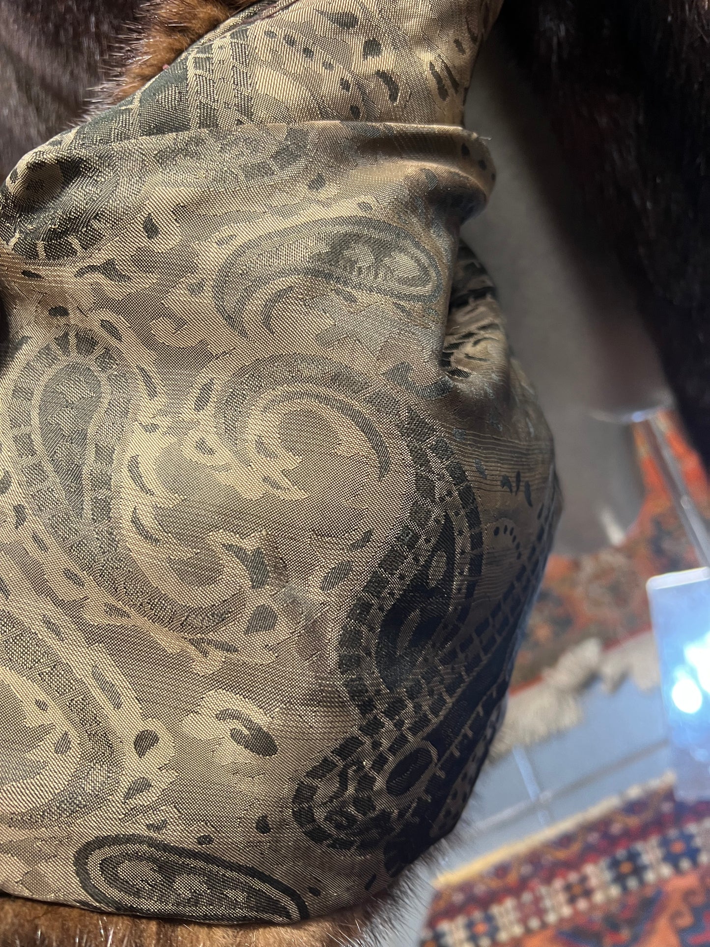 Fourrure de Vison marron foncé