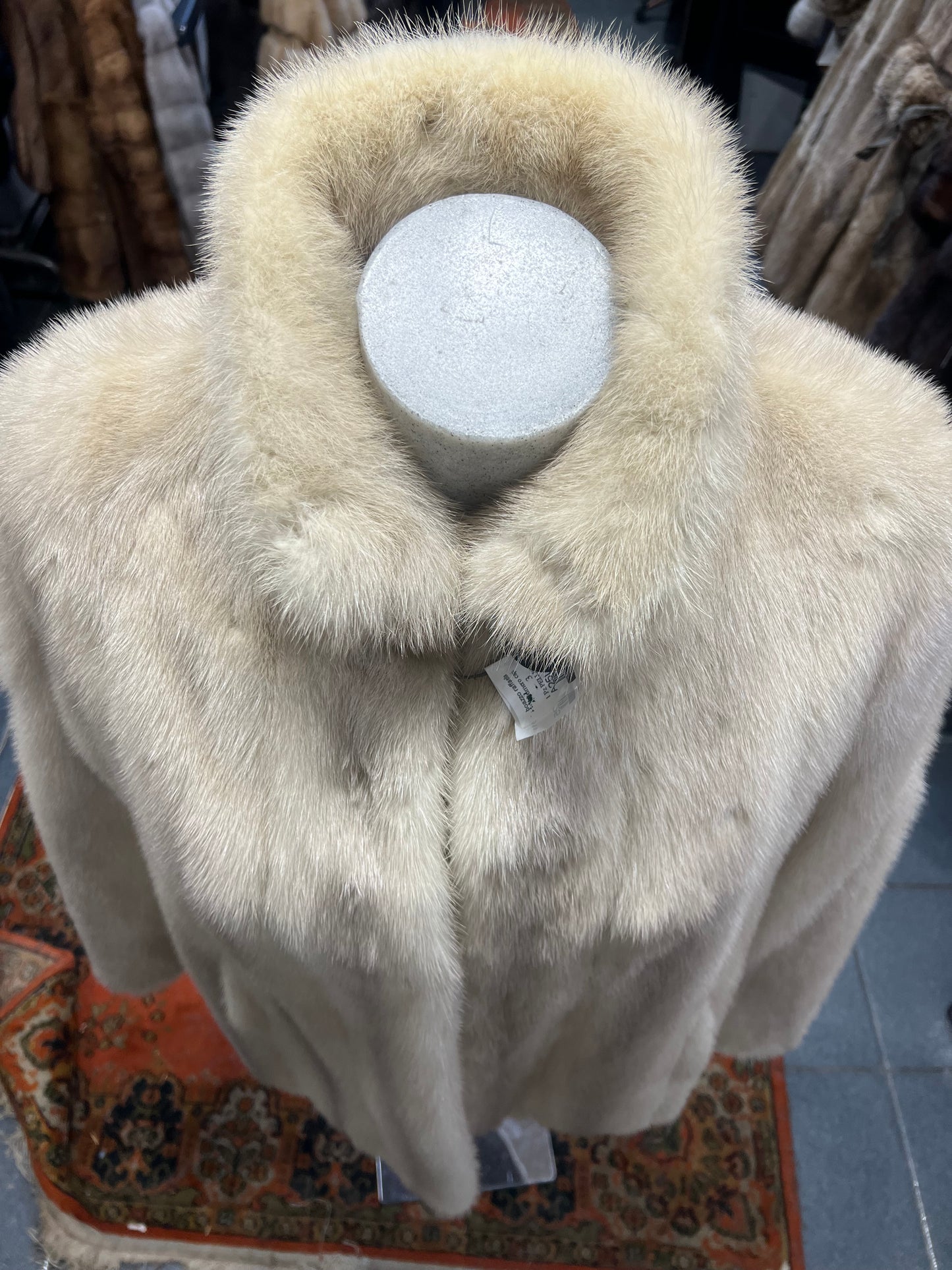 Fourrure de Vison claire 2456