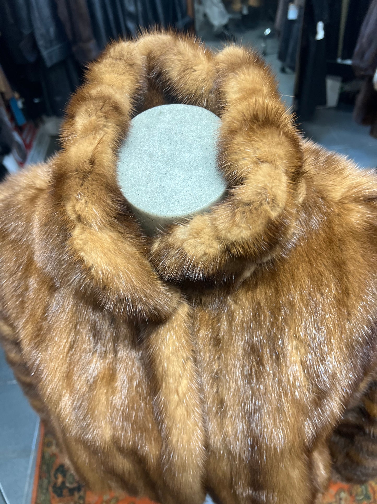 Cape en fourrure de vison