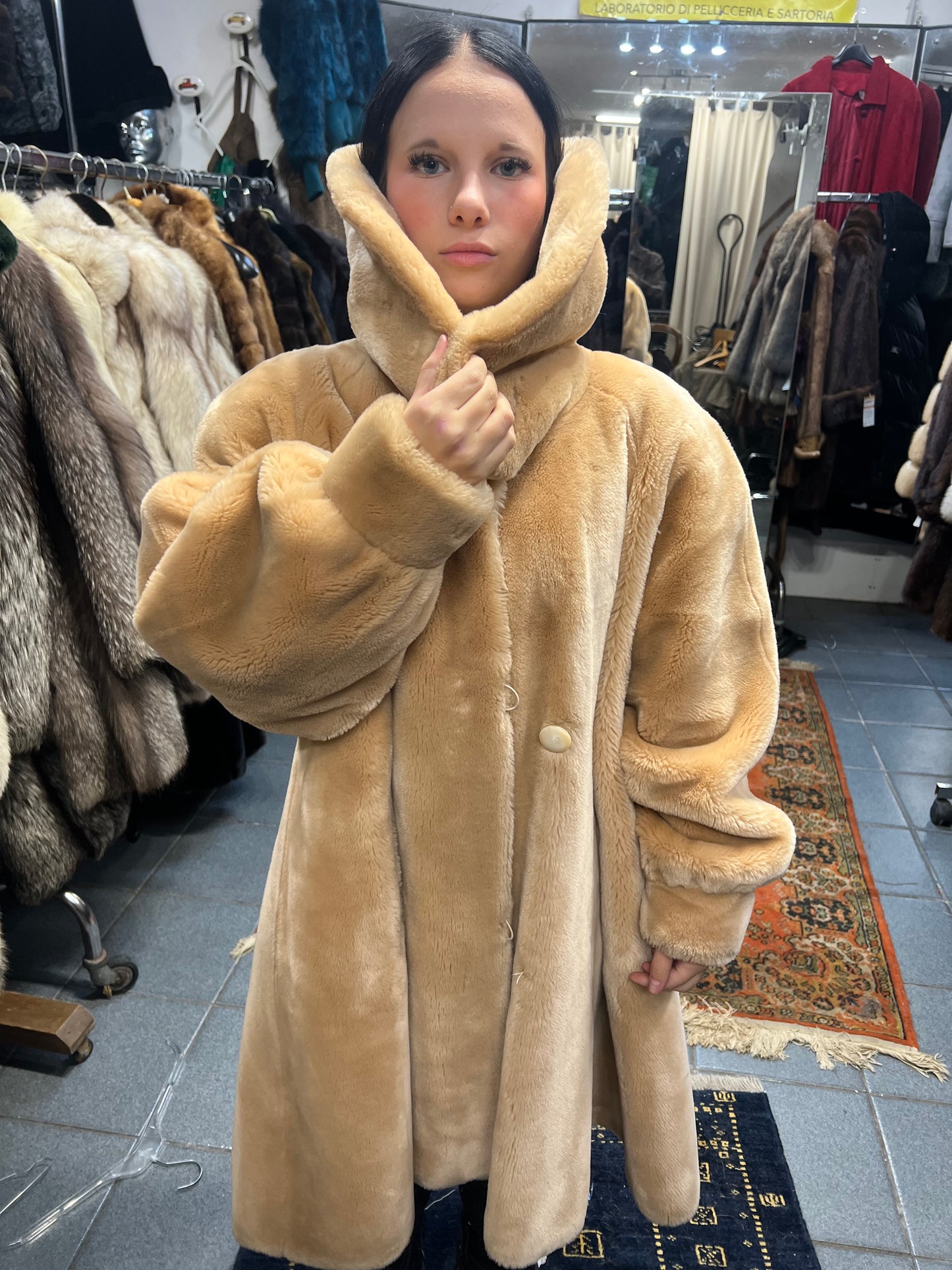 Manteau en fourrure écologique