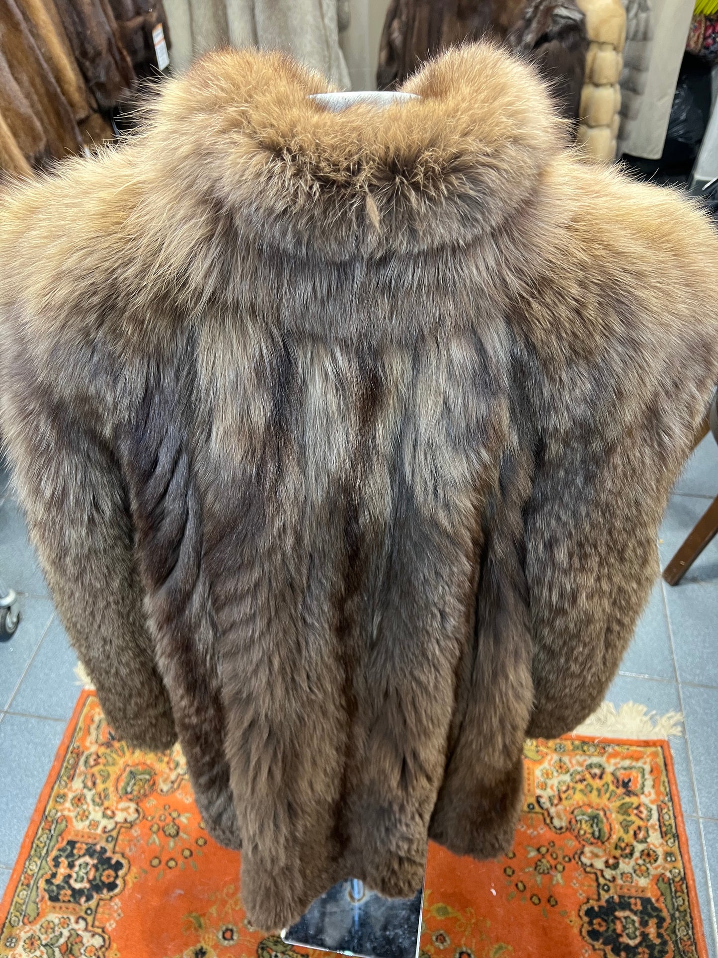 Manteau en Renard Tinté 2422