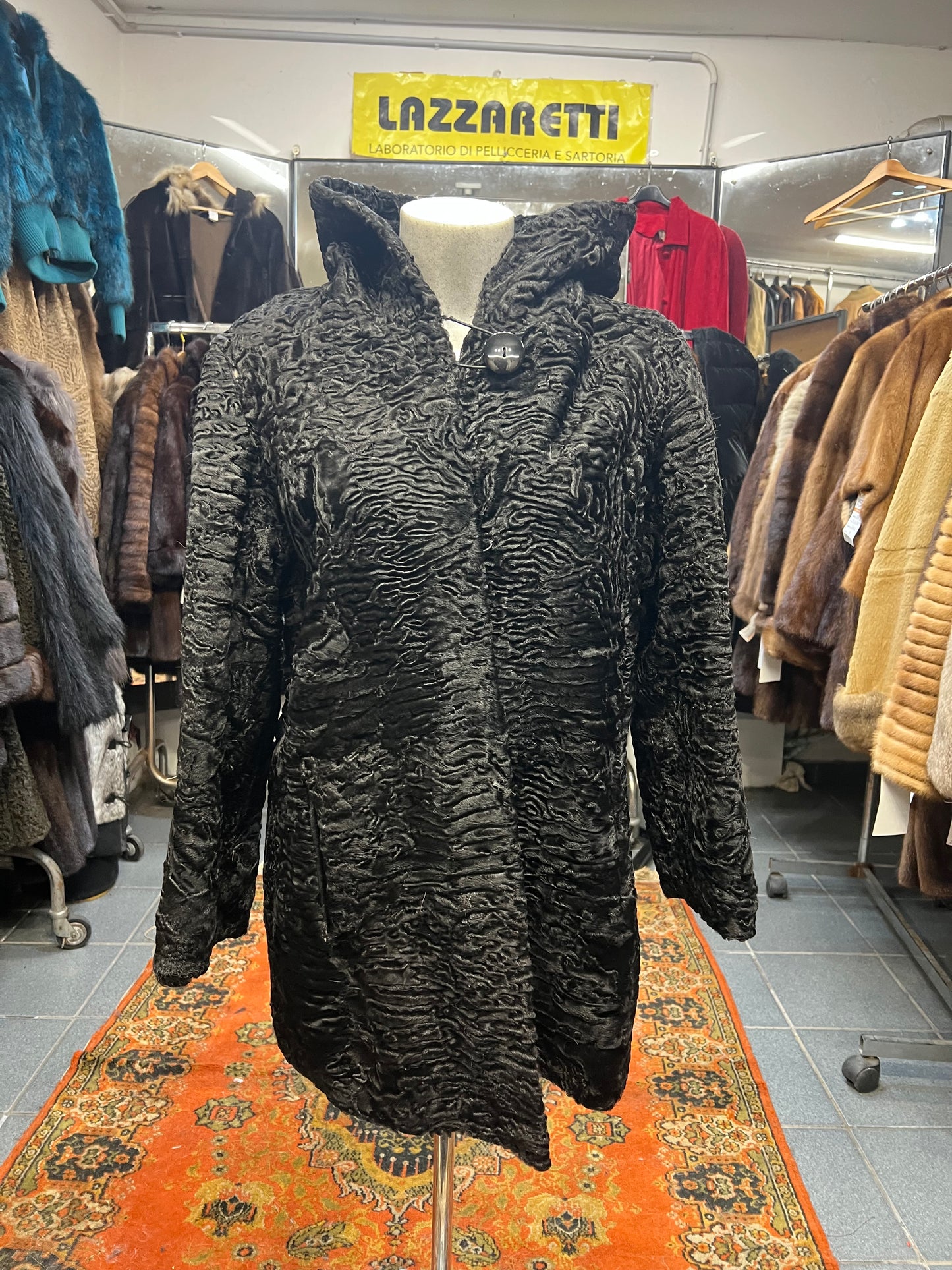 Manteau astrakan ( Persan)