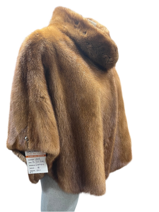 Cape en fourrure de vison