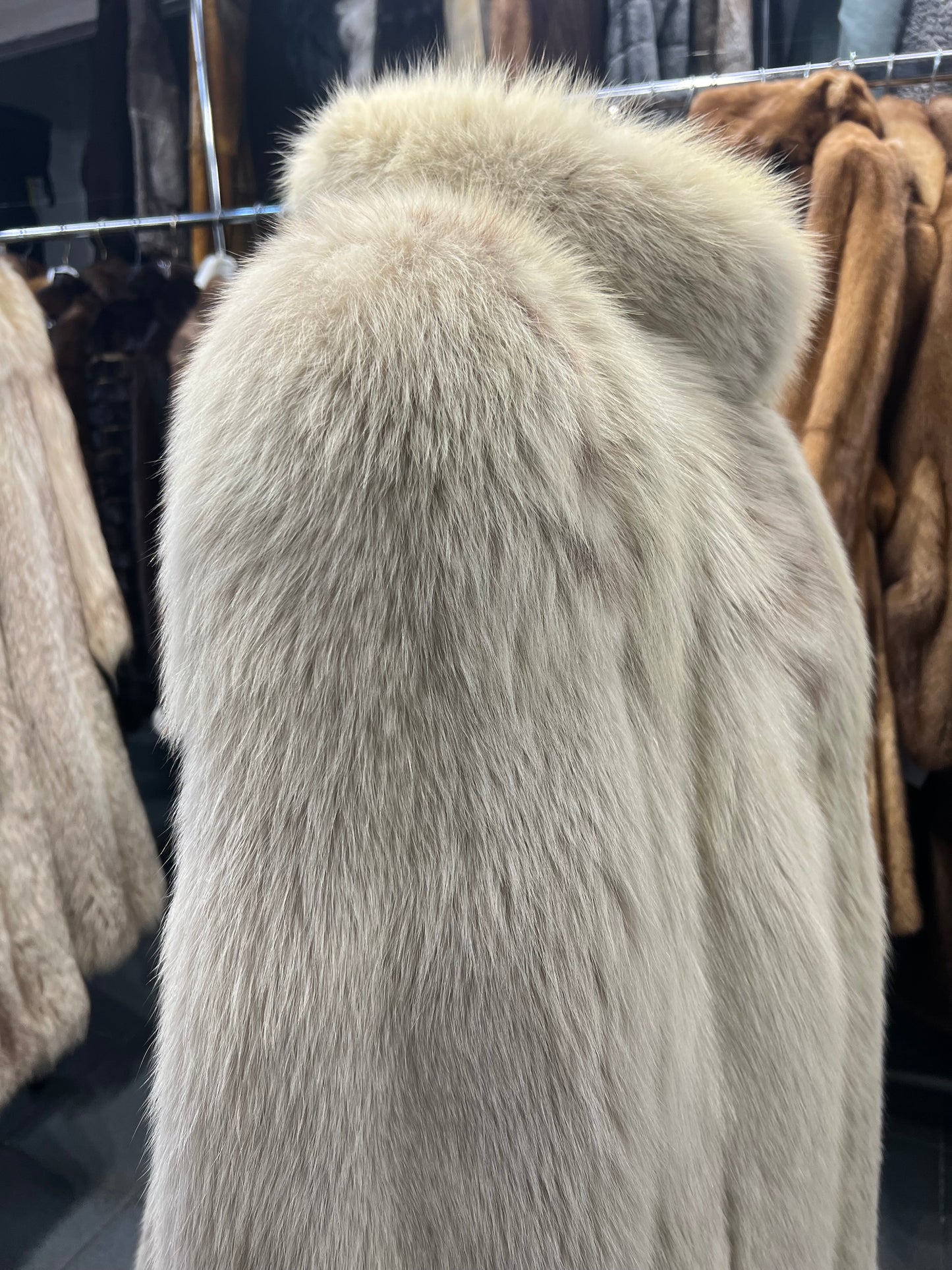 Manteau de renard lynché 2607