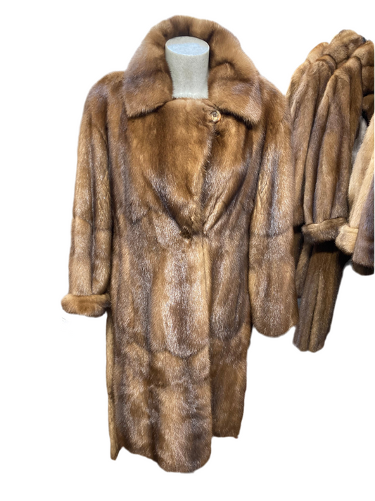 Manteau en vision de fourrure