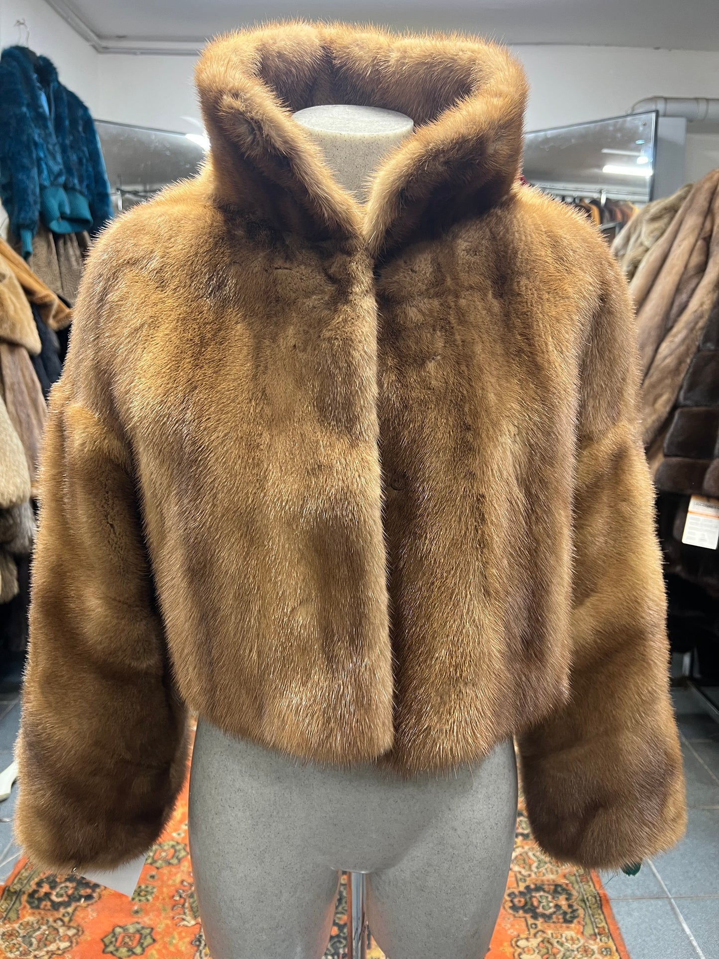 Veste en fourrure de vison collection moderne 2707