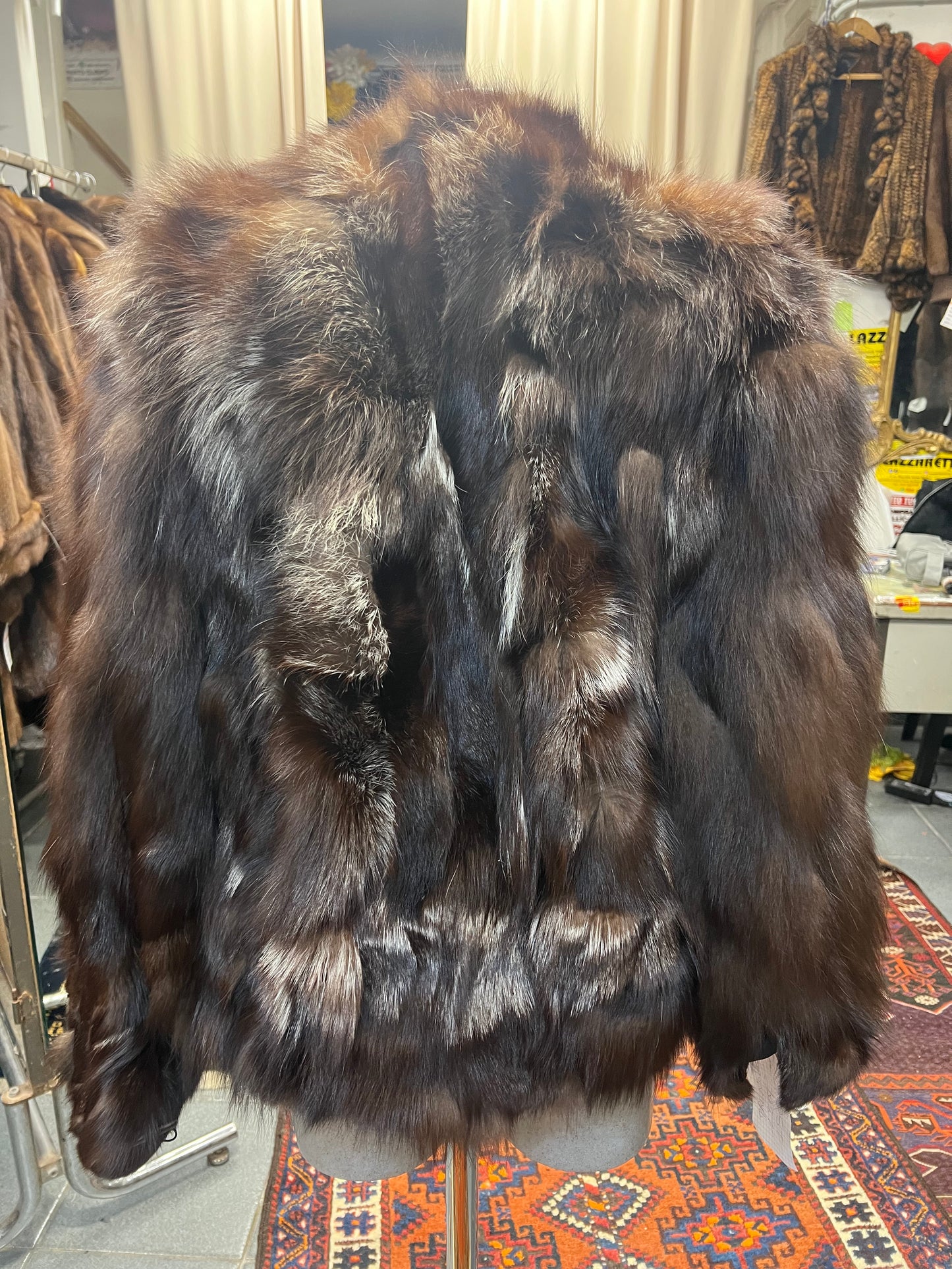 Cape en fourrure de renard