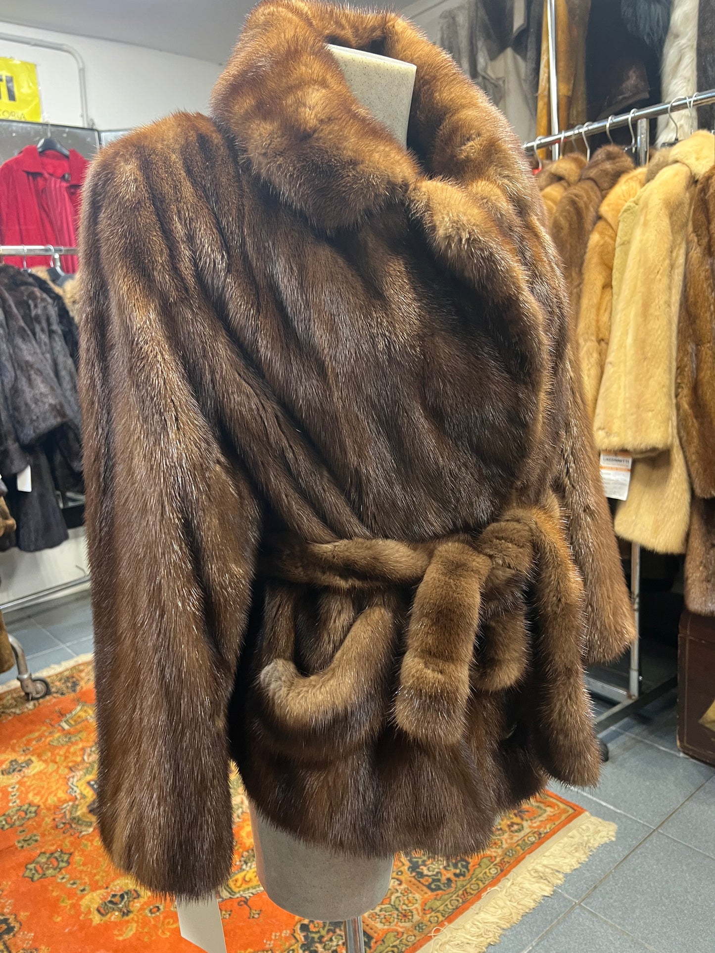 Cape vison avec ceinture 2375