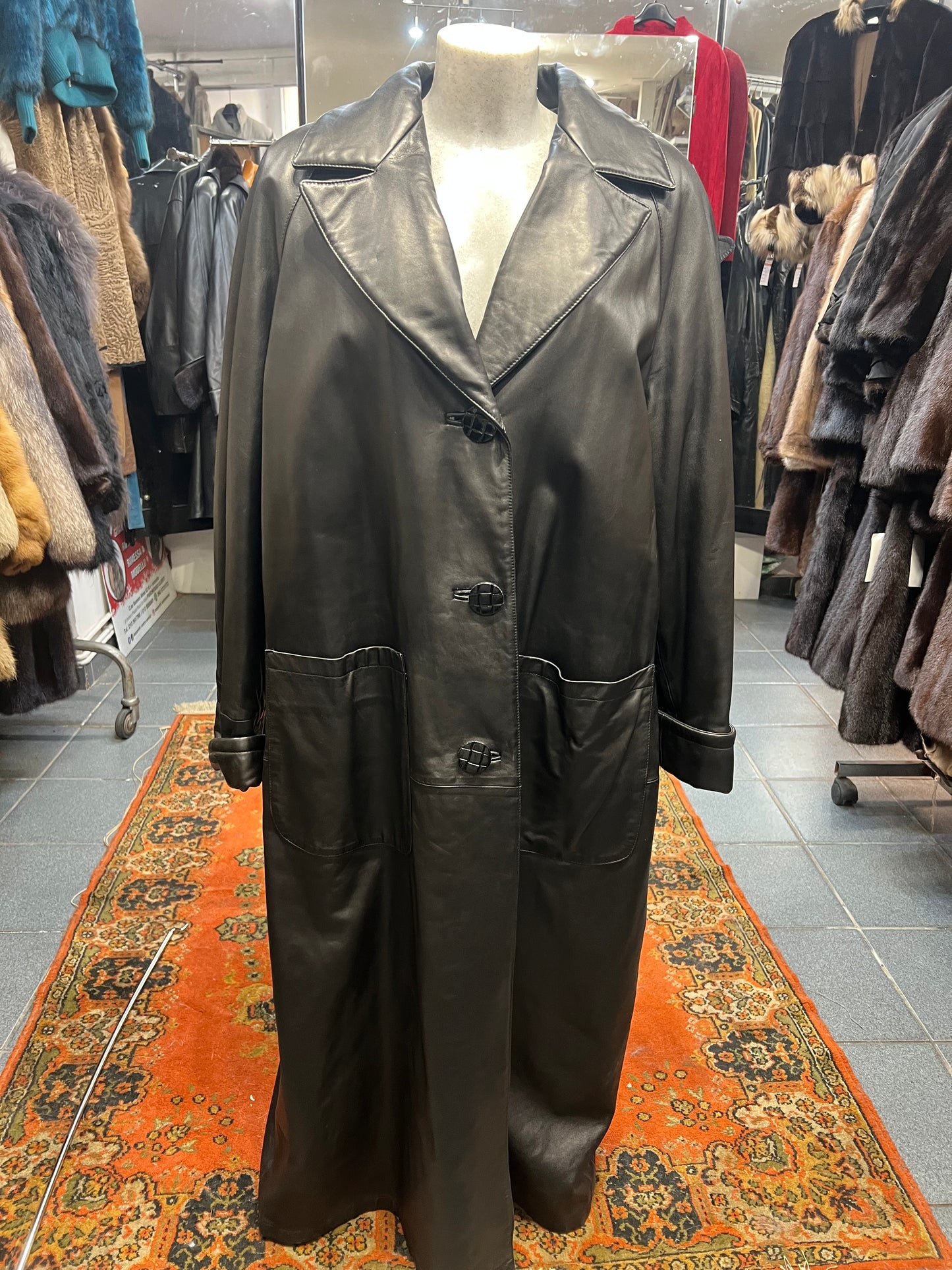 Manteau en cuir long