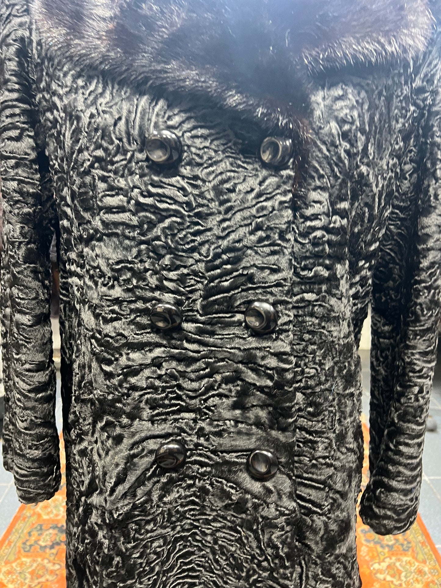 Manteau de fourrure Astrakan(persan)