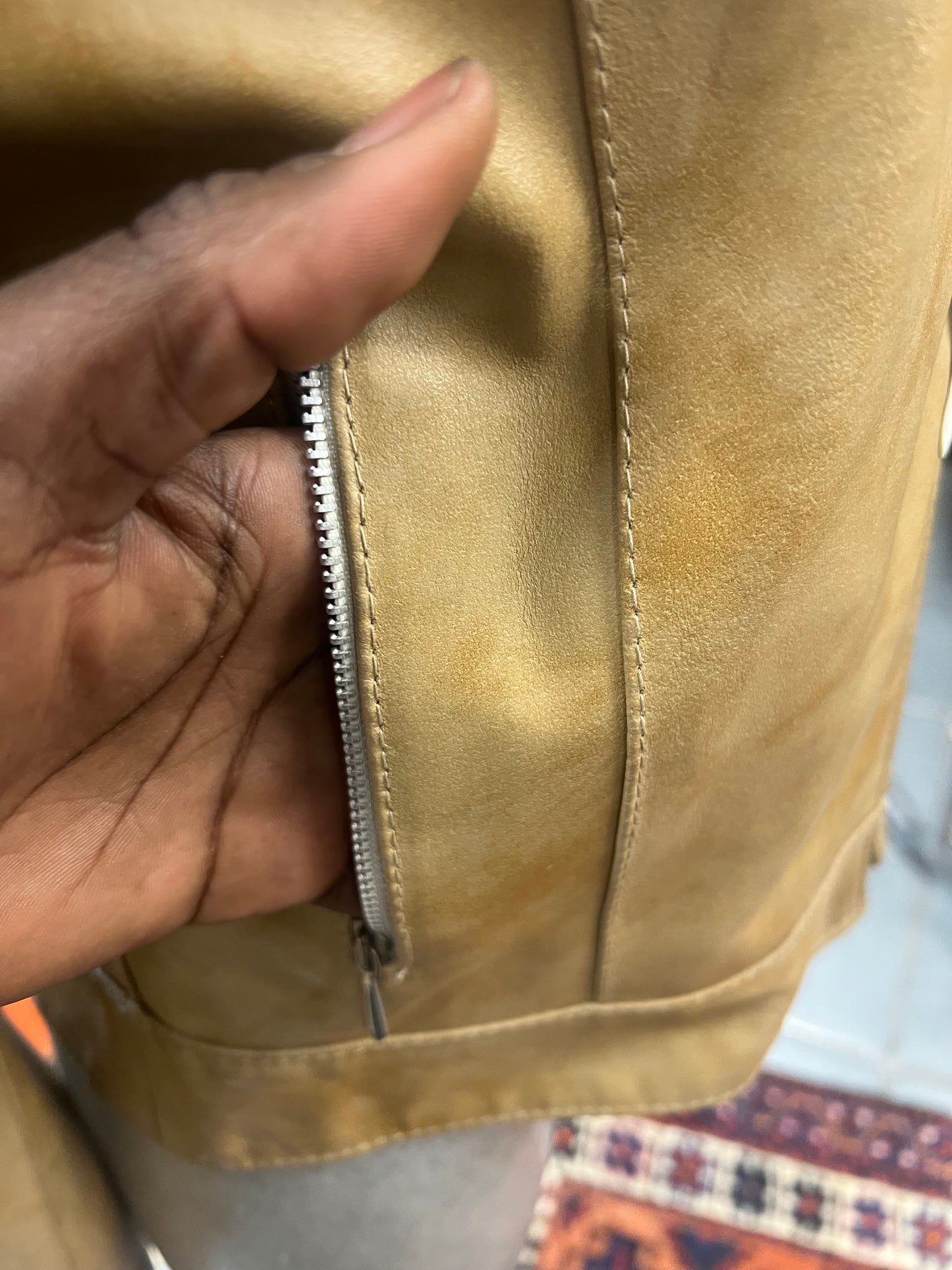 Cape en cuir vera pelle S