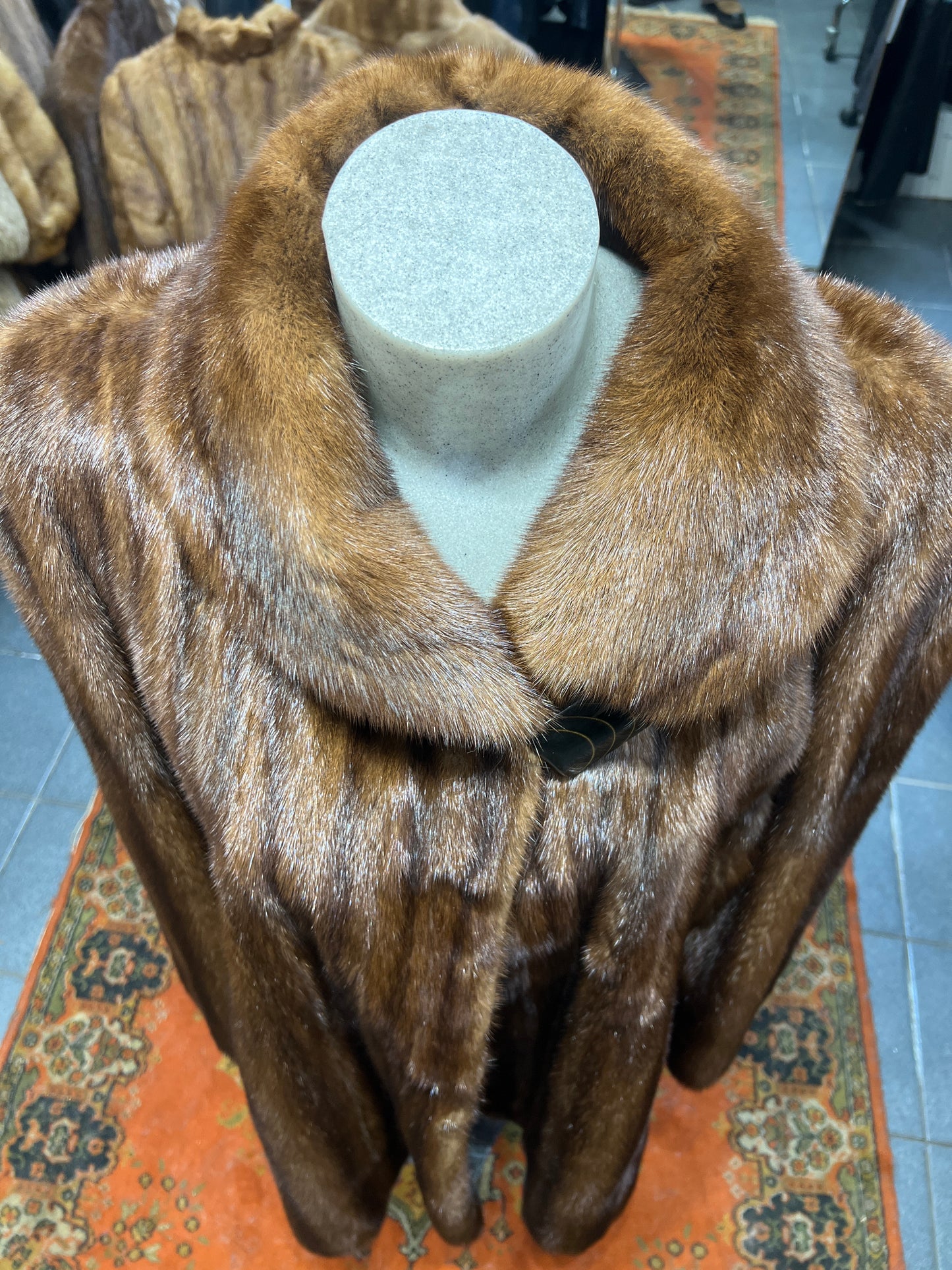 Manteau de vison Saga Royal 2723