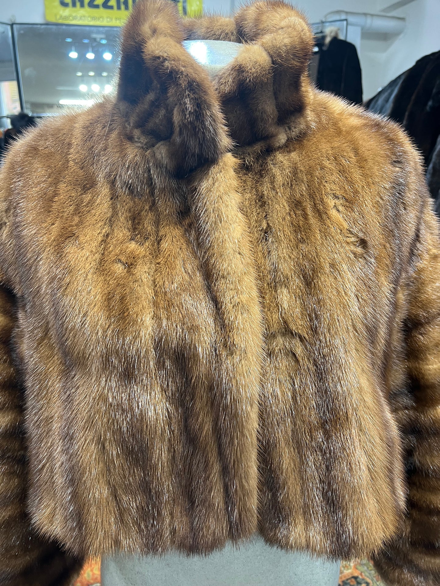 Cape en fourrure de vison