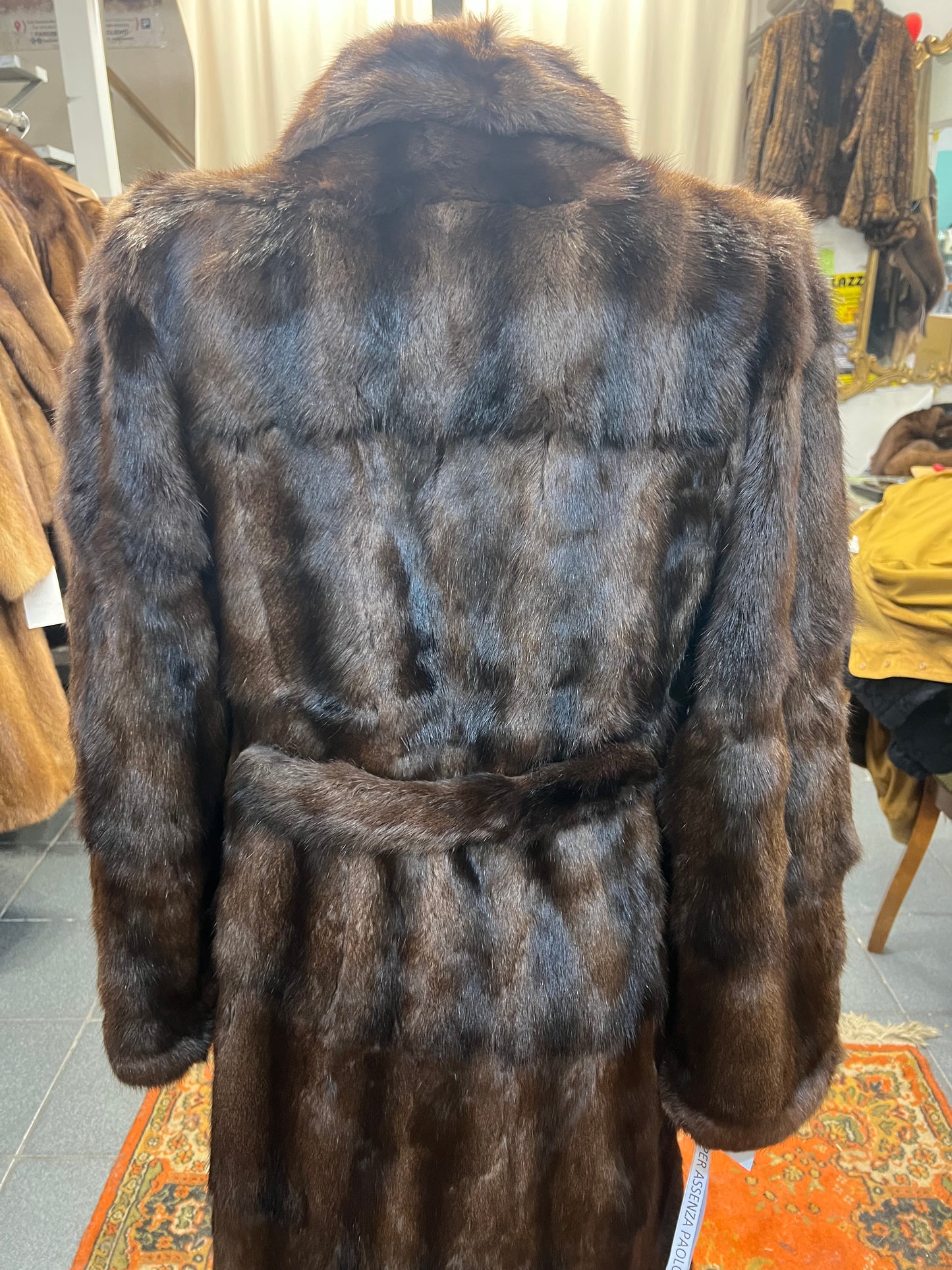 Manteau en fourrure petit-gris 2713