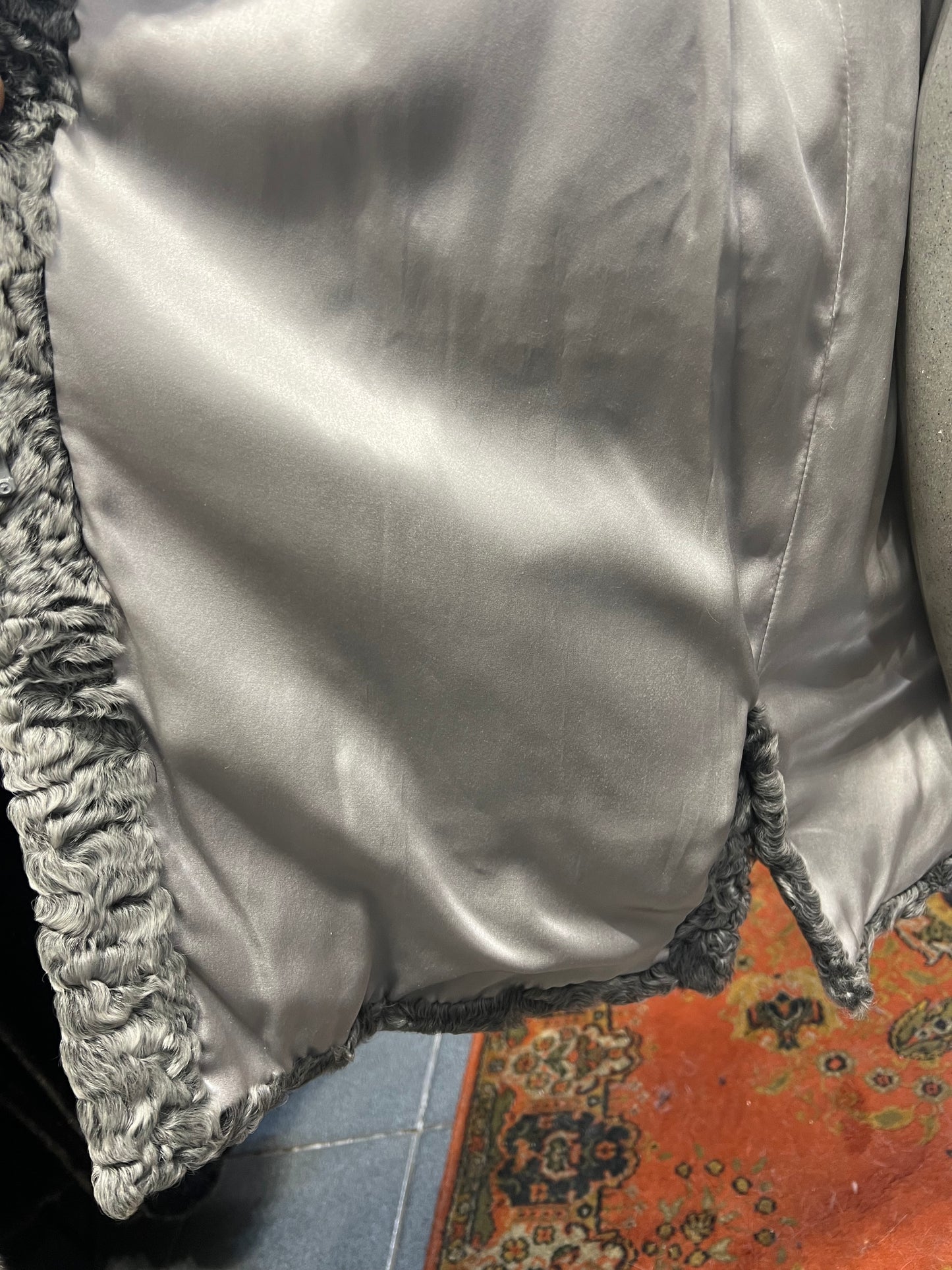 Manteau astrakan avec capuche