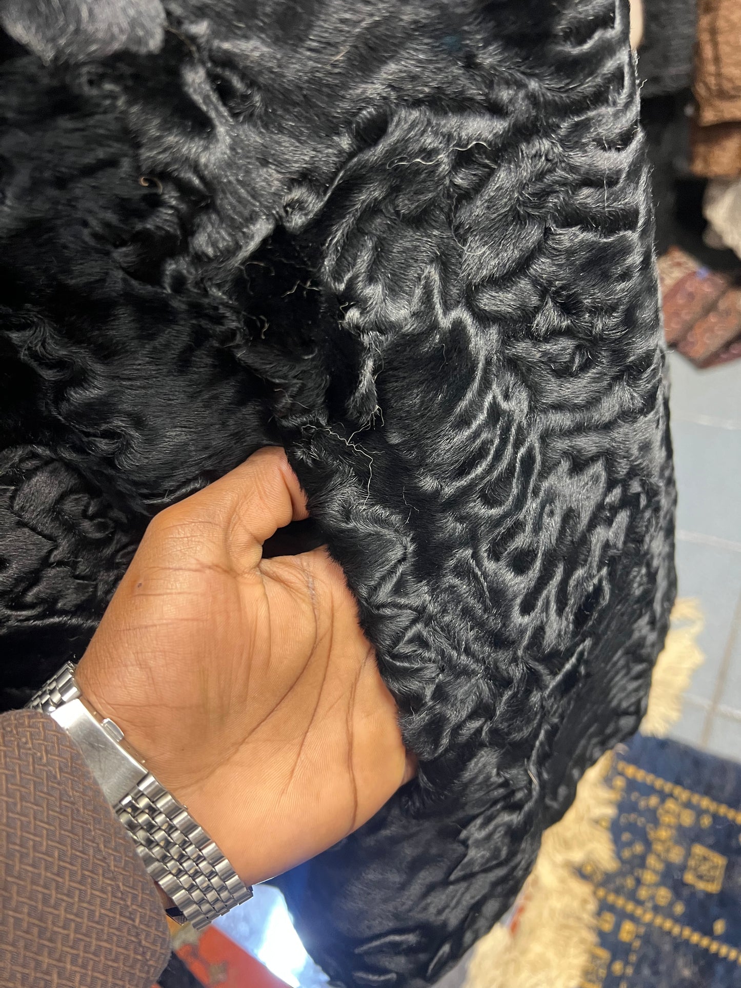 Persan con poignée et col de vison