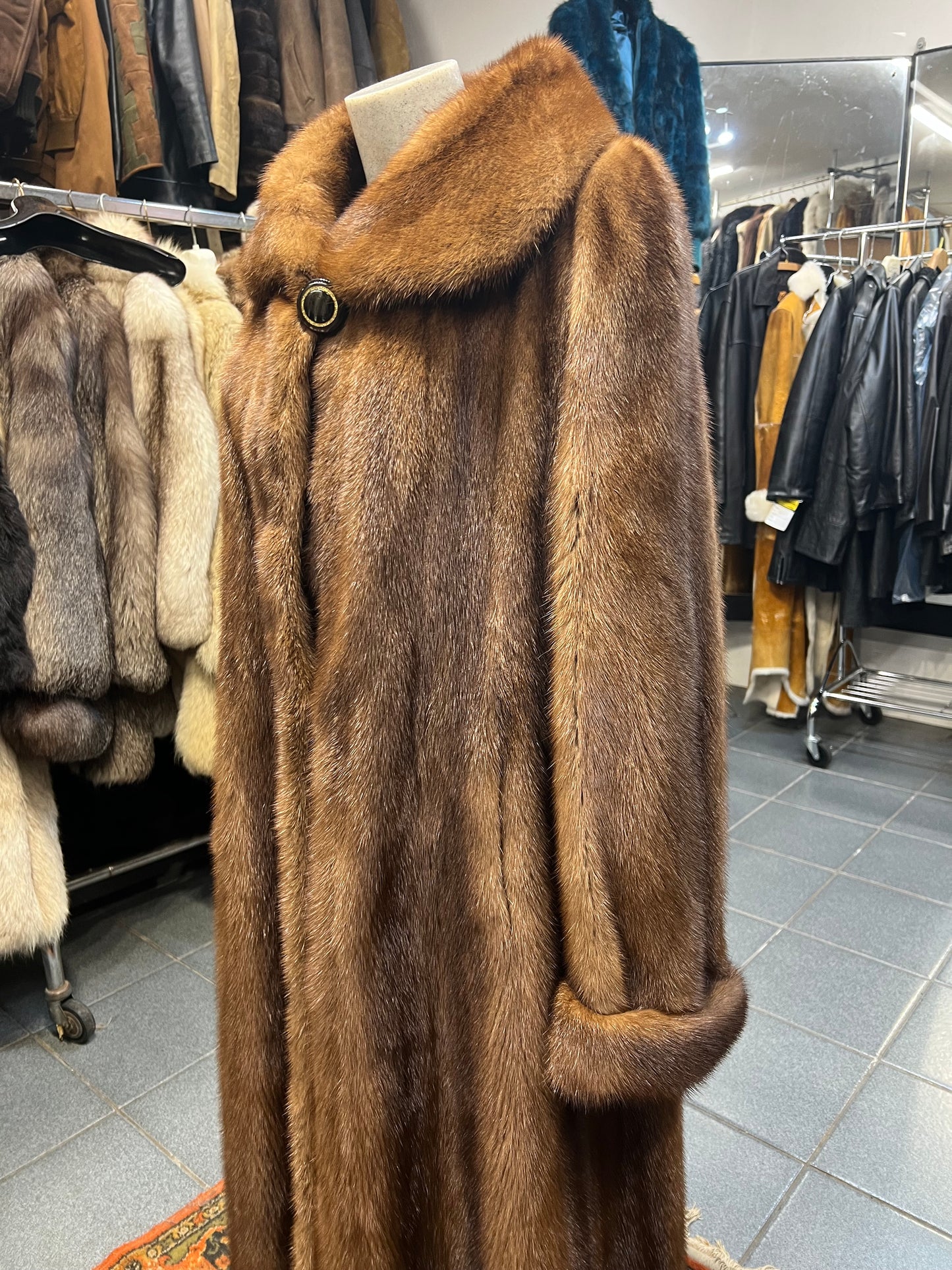 Manteau en fourrure de vison 2702