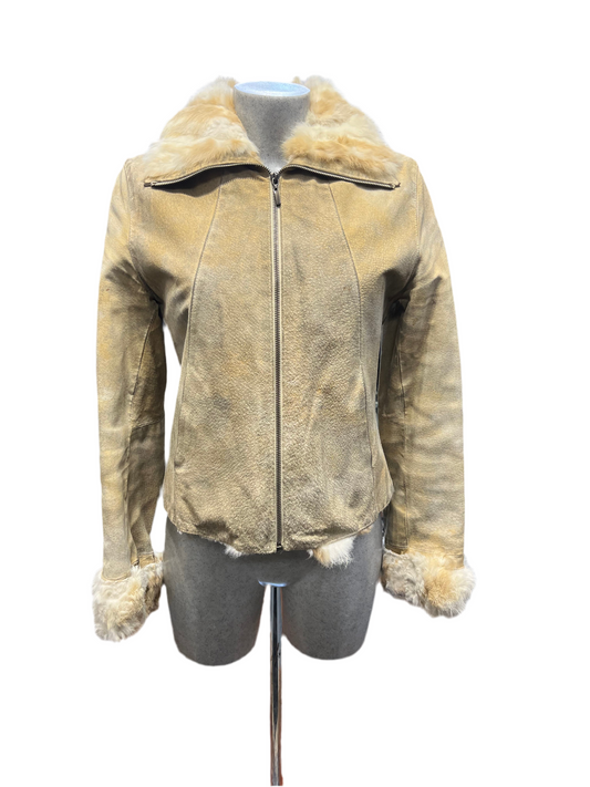 Cape vera pelle du doublure et poignée en fourrure