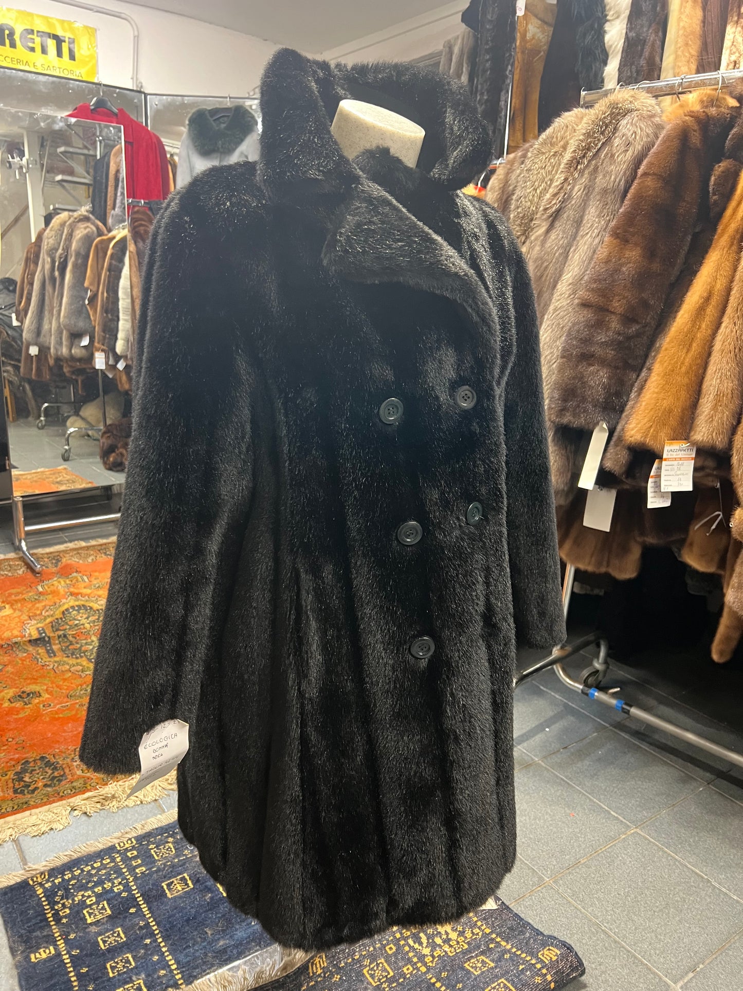 Manteau en fourrure écologique