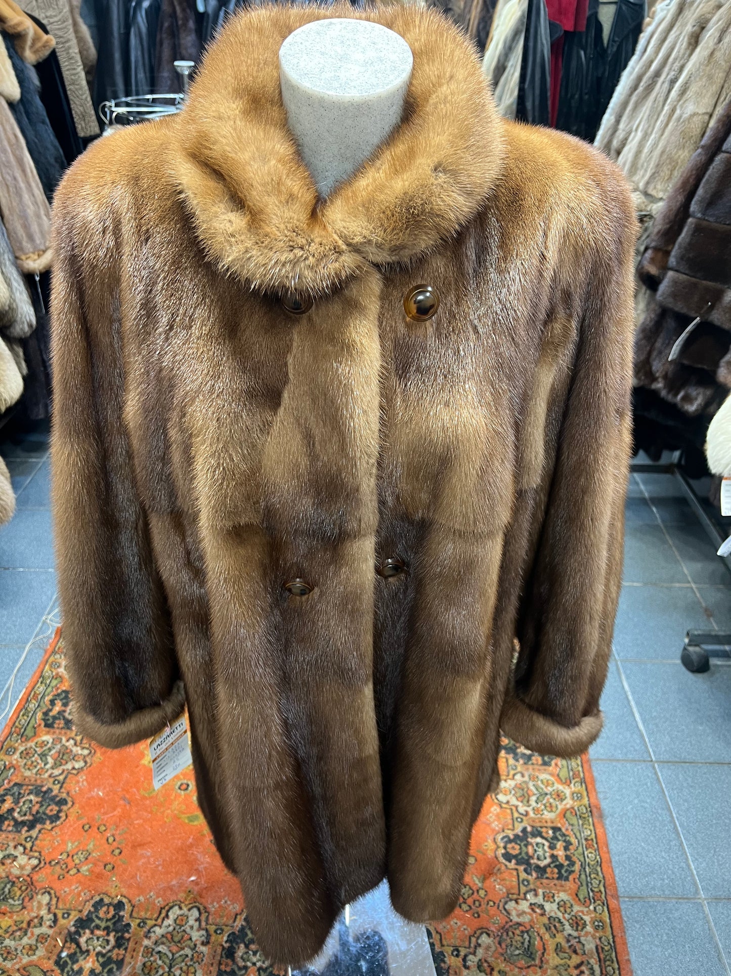 Manteau de vison 2527