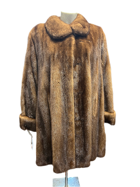 Manteau fourrure de vison DB 2685