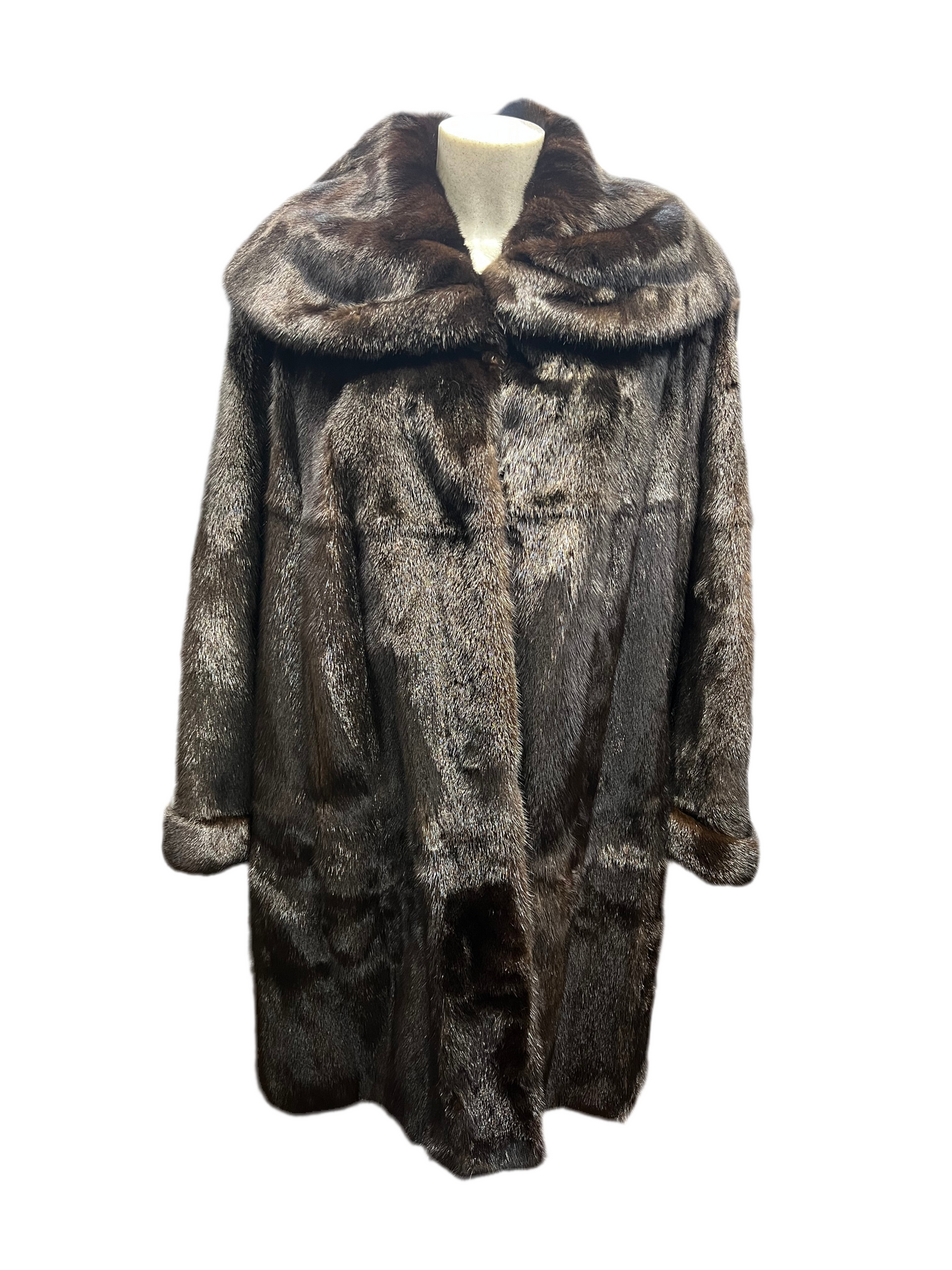 Manteau en fourrure vison foncé 2689